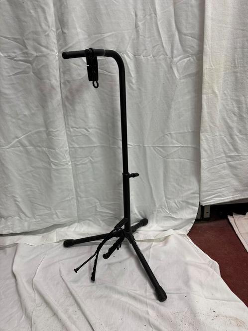 Gitaarhouder op standaard – statiefmodel, Muziek en Instrumenten, Versterkers | Bas en Gitaar, Ophalen