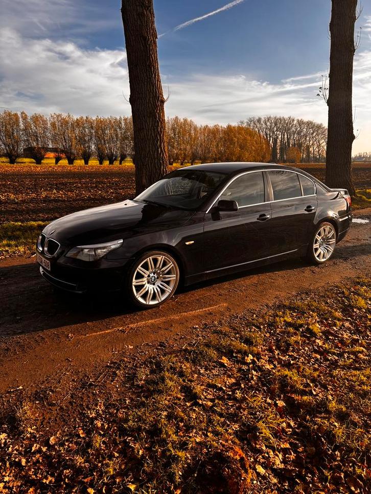 Bmw 520 e60 diesel, Auto's, BMW, Particulier, 5 Reeks, Airbags, Airconditioning, Bluetooth, Cruise Control, Lederen bekleding