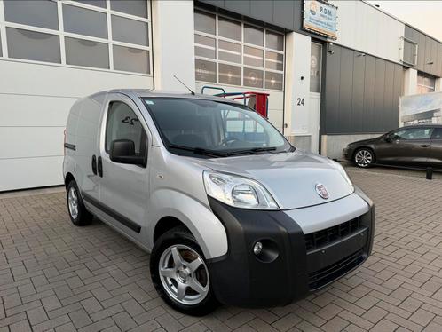 Fiat Fiorino 1.3 Euro5/ 72.000Km/ 12M. Gr./ Topstaat/Gekeurd, Autos, Camionnettes & Utilitaires, Entreprise, Achat, ABS, Caméra de recul