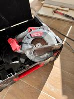 Milwaukee M18 FUEL 57 mm Metaalcirkelzaag (M18 FMCS-0X), Doe-het-zelf en Bouw, Gereedschap | Zaagmachines, Ophalen, Zo goed als nieuw