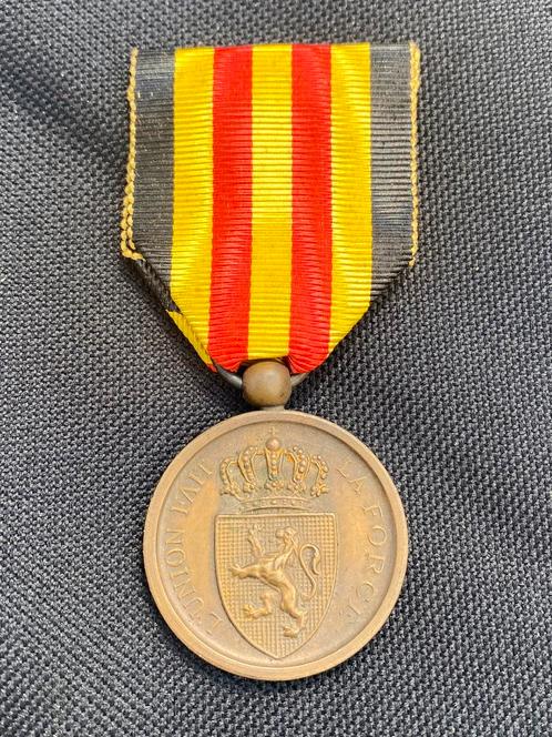 Lot 82 : médaille, Collections, Objets militaires | Général, Enlèvement ou Envoi