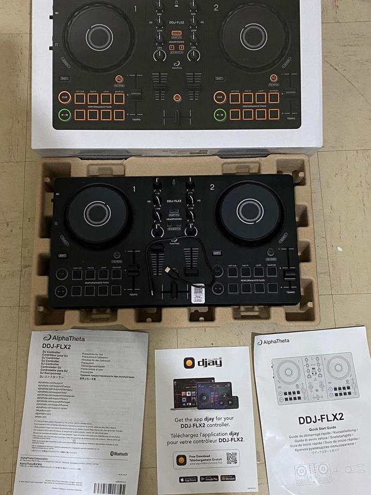 Pioneer DDJ-FLX2, Musique & Instruments, Tables de mixage, Utilisé, Moins de 5 canaux, Enlèvement