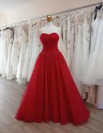 Robe de mariée Ladybird groupe Pronovias, Enlèvement, Robe de mariée