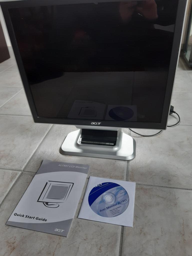 ACER AL1951 LCD 19" Monitor, Computers en Software, Monitoren, Gebruikt, DVI, VGA, Gaming, Ingebouwde speakers, In hoogte verstelbaar