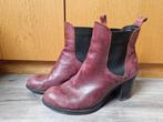 Schoenen Sacha, Ophalen