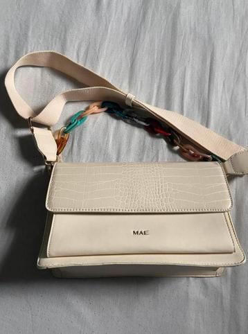 Handtas beschikbaar voor biedingen