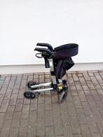 Volledig opvouwbare rollator met 4 wielen. het is opvouwbaar, Ophalen of Verzenden, Opvouwbaar, Zo goed als nieuw