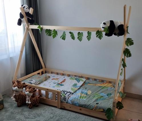 Vloerbed met uitvalbeveiliging en lattenbodem, Kinderen en Baby's, Kinderkamer | Bedden, Lattenbodem, Matras, Ophalen