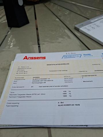 Aanhanger beschikbaar voor biedingen
