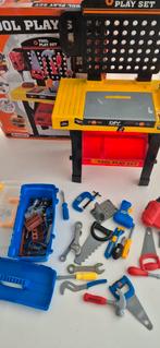 Werktafel met werktuigen, Ophalen, Gebruikt