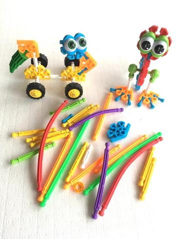 KNEX kid - lot de 65 pièces disponible aux enchères