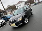 Skoda Yeti 1.2 essence 2015année 205000km 77kw 0032478767323, Auto's, Voorwielaandrijving, Euro 5, 4 cilinders, Zwart