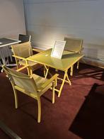 Plooibare tafel en 4 armstoelen, Ophalen, Zo goed als nieuw