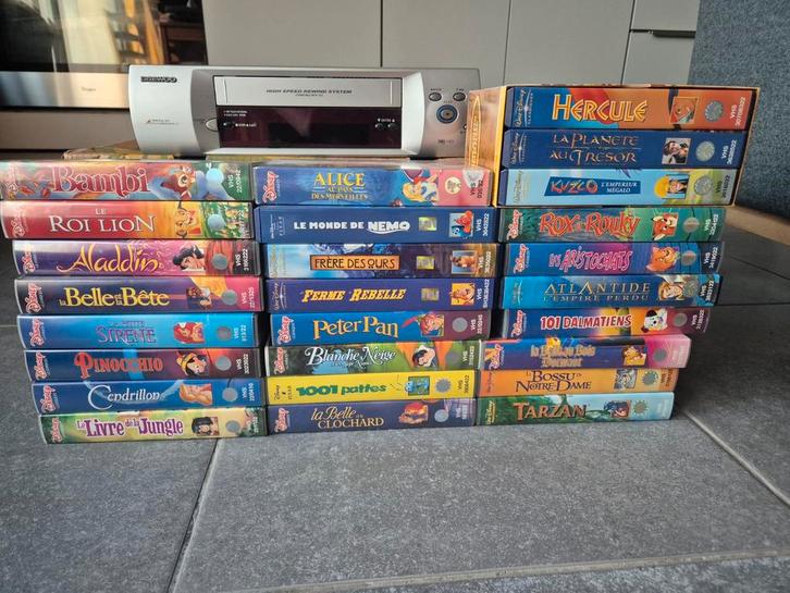 Lecteur VHS + lot disney, Cd's en Dvd's, VHS | Film