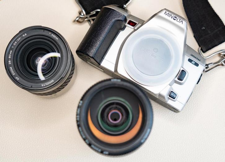 Minolta Alpha 360 Si + 28-80 mm + 75-300 mm + riem, Audio, Tv en Foto, Fotocamera's Analoog, Gebruikt, Spiegelreflex, Minolta