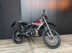 Rieju 50cc 2T MRT met €650 voordeel, Fietsen en Brommers, 6 versnellingen, Nieuw, 50 cc, Ophalen