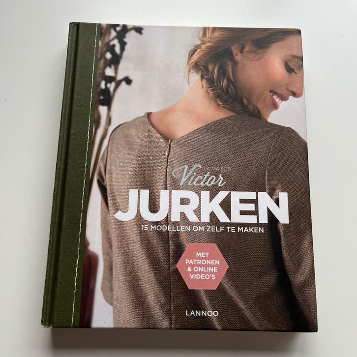 La Maison Victor - Jurken, Boeken, Overige Boeken, Ophalen of Verzenden