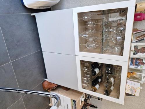 (Wijn)kast, Huis en Inrichting, Kasten | Vitrinekasten, Zo goed als nieuw, 100 tot 150 cm, 100 tot 150 cm, 25 tot 50 cm, Met deur(en)