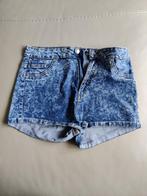 damesshort, Ophalen, Gedragen, Kort