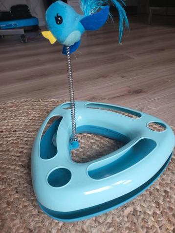 Kattenspeelgoed  beschikbaar voor biedingen