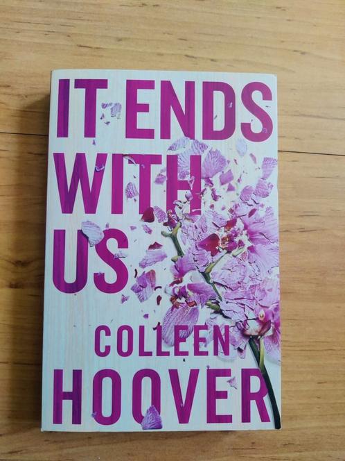 Colleen Hoover - IT ENDS WITH US, Boeken, Romans, Zo goed als nieuw, Ophalen of Verzenden