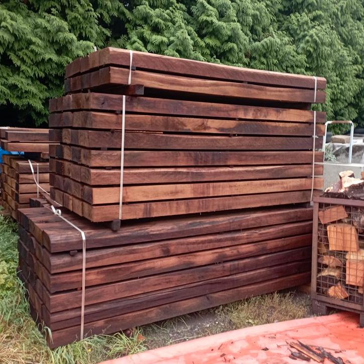 Traverses en chêne traité 10/20 cm., Jardin & Terrasse, Poteaux, Poutres & Planches, Neuf