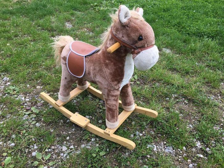 cheval à bascule, Enfants & Bébés, Jouets | Jouets a bascule, Utilisé, Enlèvement