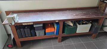 Werkbank 250x60 beschikbaar voor biedingen