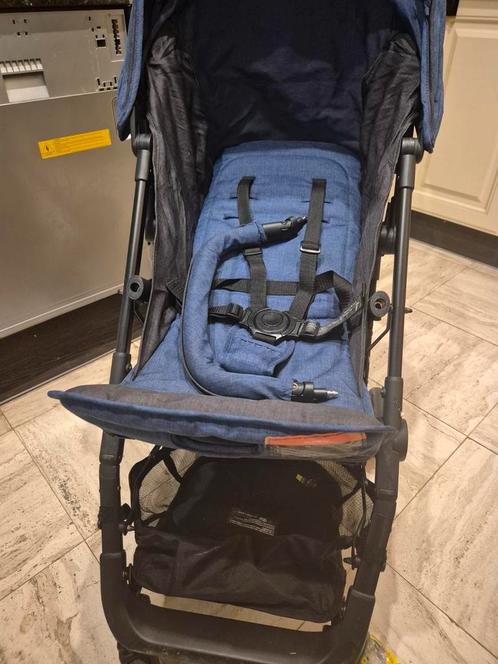 Buggy Te Koop, Kinderen en Baby's, Buggy's, Gebruikt, Overige merken, Verstelbare rugleuning, Zonnekap, Ophalen of Verzenden