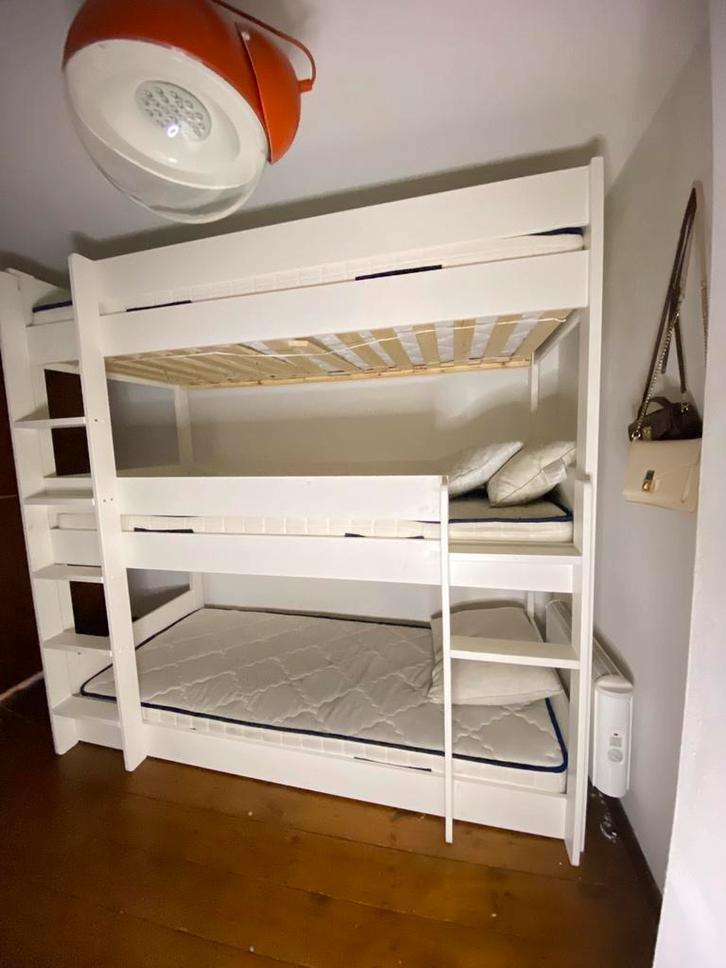 witte drievoudige bed bunker,ikea,89/190cm, Huis en Inrichting, Slaapkamer | Bedden, Zo goed als nieuw, Ophalen of Verzenden