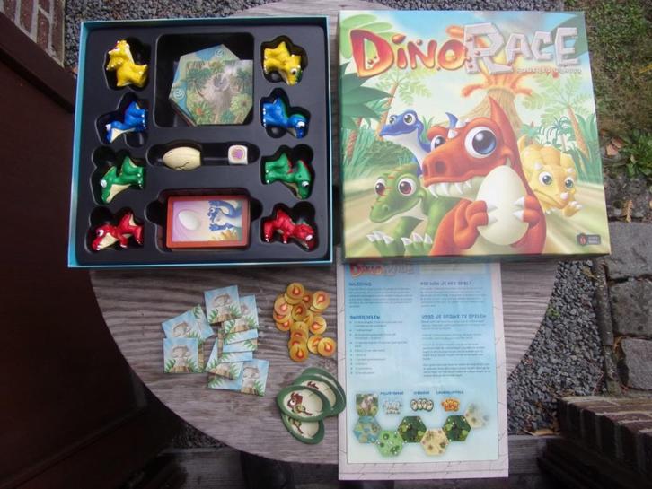 SPEL DOOS : DINO RACE (Rob Grasso)erto, Hobby en Vrije tijd, Gezelschapsspellen | Bordspellen, Zo goed als nieuw, Ophalen of Verzenden