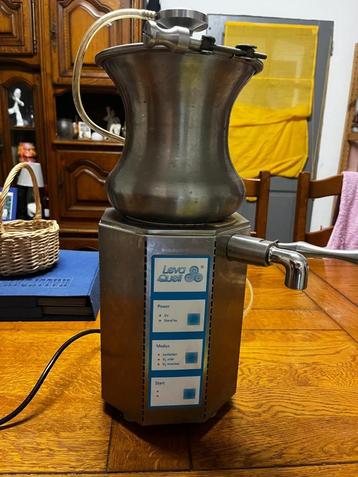 système de dynamisation de l'eau Leva Quell / Kollitor beschikbaar voor biedingen