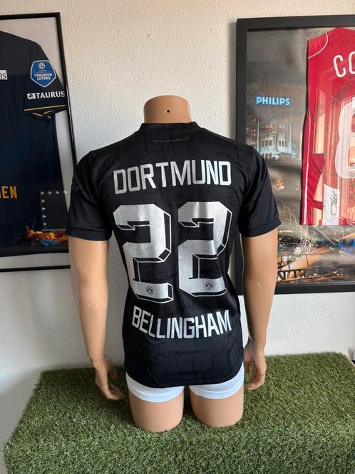 Borussia Dortmund speciaal shirt 2022-2023 Bellingham, Sport en Fitness, Voetbal, Zo goed als nieuw, Shirt, Maat S, Verzenden