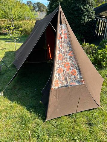 Tent retro vintage 3 personen + voortent beschikbaar voor biedingen
