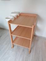 Verzorgingstafel op wieltjes + accessoires, Kinderen en Baby's, Badjes en Verzorging, Ophalen, Zo goed als nieuw
