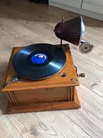 Phonographe ancien, bon état de marche + nombreux disques 75