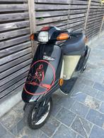 scooter brommer honda vision zwart met rode sticker oldtimer, Fietsen en Brommers, Ophalen of Verzenden