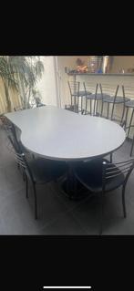 Tafel + stoelen, Ophalen, Zo goed als nieuw