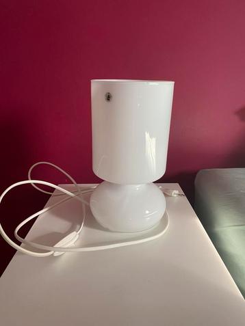Nachtlamp beschikbaar voor biedingen