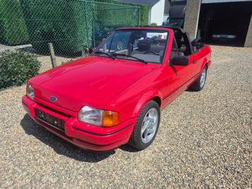 Ford Escort Cabriolet, Autos, Rouge, Escort, Cabriolet, Boîte manuelle