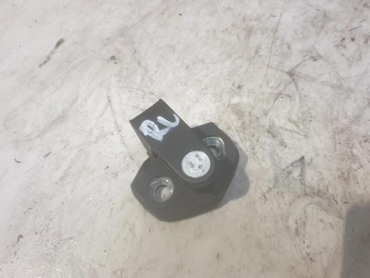 SLOTVANGER PORTIER 3 serie Touring (E36 / 3) (8-105-511), Auto-onderdelen, Carrosserie, BMW, Gebruikt