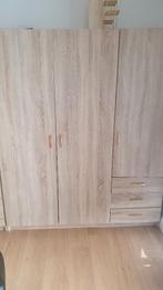 Dubbele kleerkast, Ophalen, Kunststof, Zo goed als nieuw, 200 cm of meer