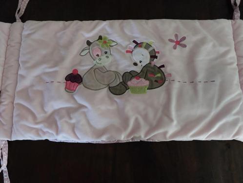 Nattou bedomrander, dekbedovertrek, sloop, doudou en deken, Kinderen en Baby's, Kinderspulletjes, Zo goed als nieuw, Ophalen