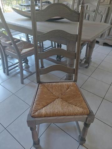 Stoelen met rieten zitting 6 stuks gezandstraald  beschikbaar voor biedingen