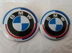 BMW 50 ans emblèmes de capot/couvercle de coffre 82mm/73mm e, Autos : Pièces & Accessoires, BMW, Enlèvement ou Envoi, Capot moteur