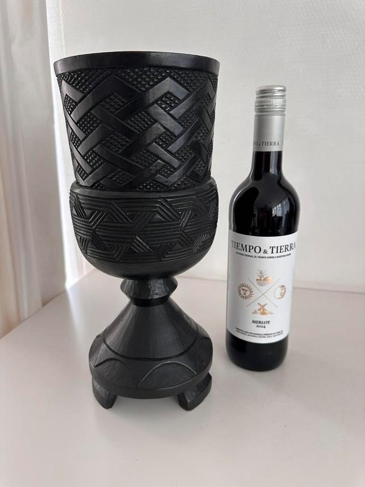 Grand bocal à vin Kuba Case Palm, Antiquités & Art, Art | Art non-occidental, Envoi