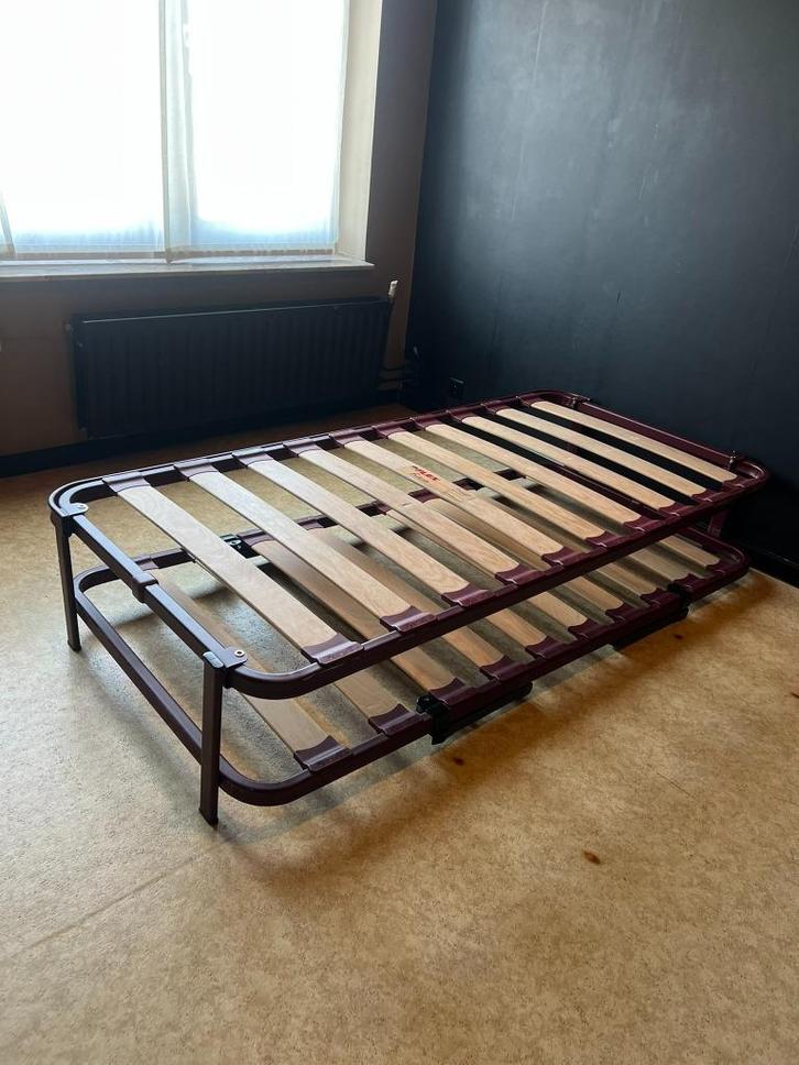 Eenpersoonsbed / 1 persoonsbed, Huis en Inrichting, Slaapkamer | Matrassen en Bedbodems, Zo goed als nieuw, Matras, 90 cm, Ophalen