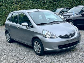 HONDA JAZZ. 1.4 ESSENCE 61.KW. AIRCO. 175.000.KM