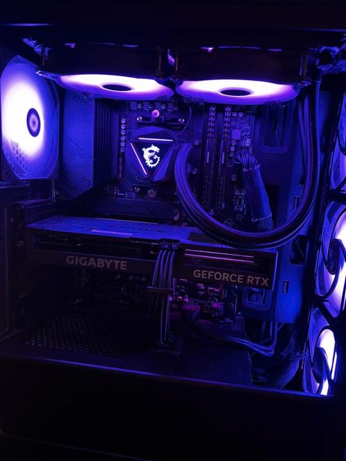 Gamen/streamen op de pc, Games en Spelcomputers, Games | Pc, Zo goed als nieuw, Overige genres, Ophalen