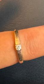 Witgouden ring met kleine diamant, Handtassen en Accessoires, Ringen, Ophalen, Gebruikt, Wit, Goud